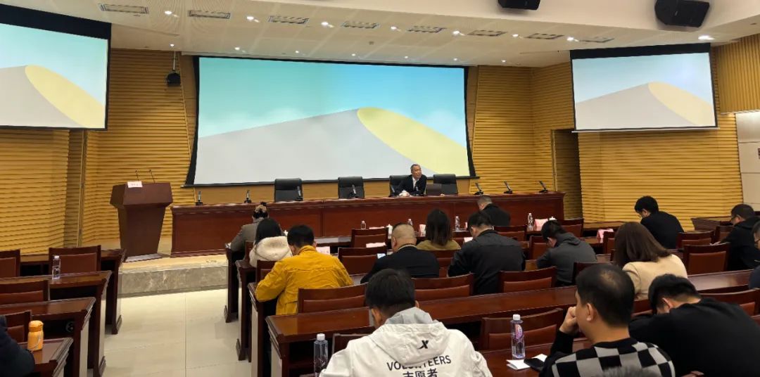 pg电子游戏试玩受邀解说《厦门市墟落振兴100问》专题讲座